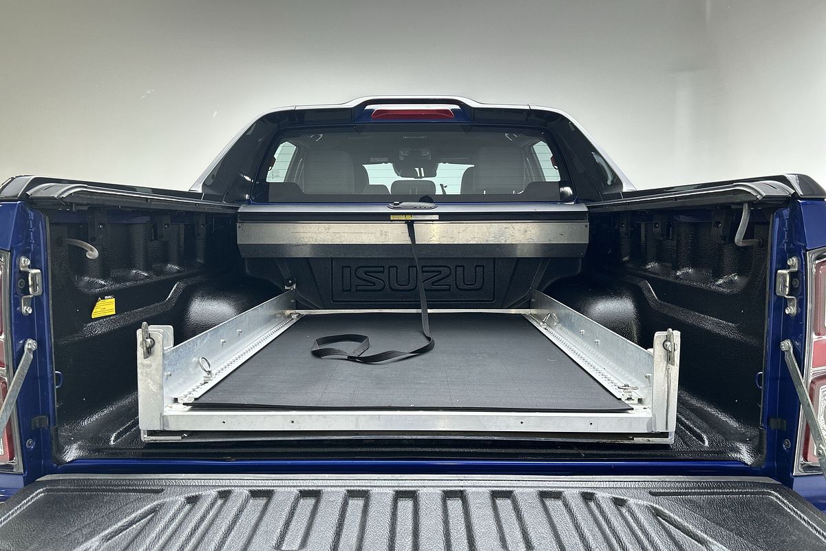 2022 Isuzu D-MAX X-TERRAIN 4X4