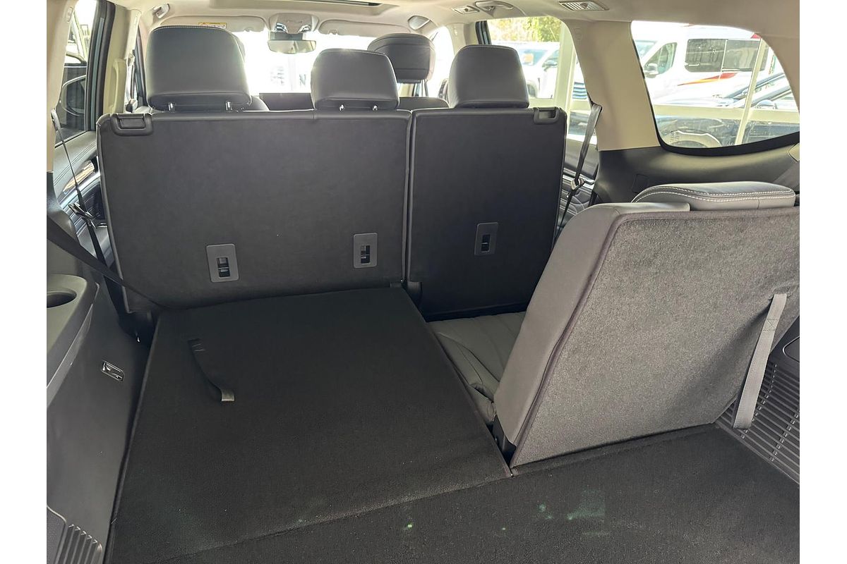 2025 LDV D90 Executive SV9A