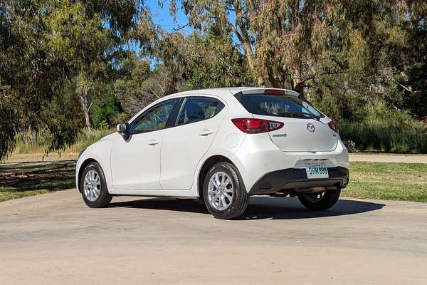 2017 Mazda 2 Maxx DJ Series