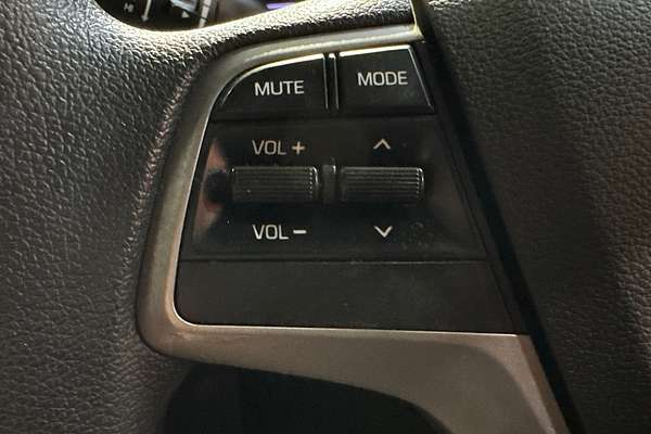 2017 Hyundai Elantra Active AD