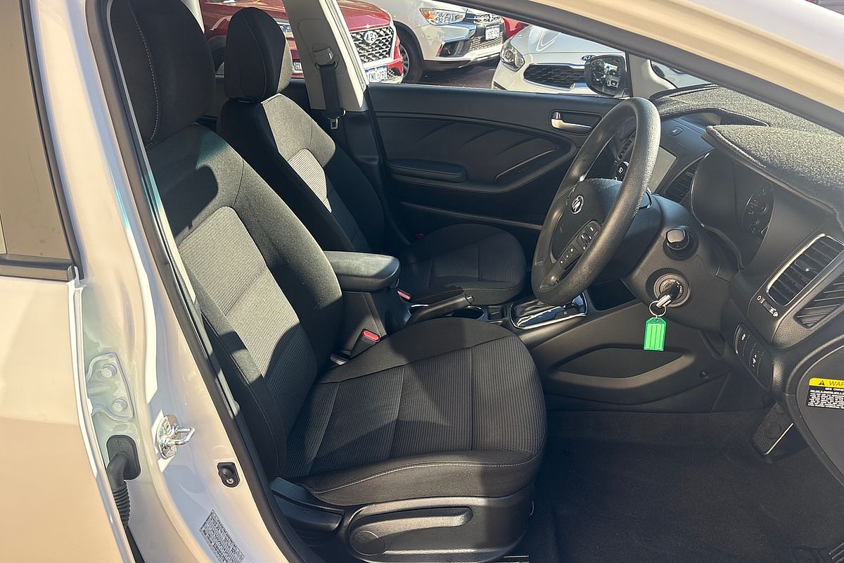 2017 Kia Cerato S YD