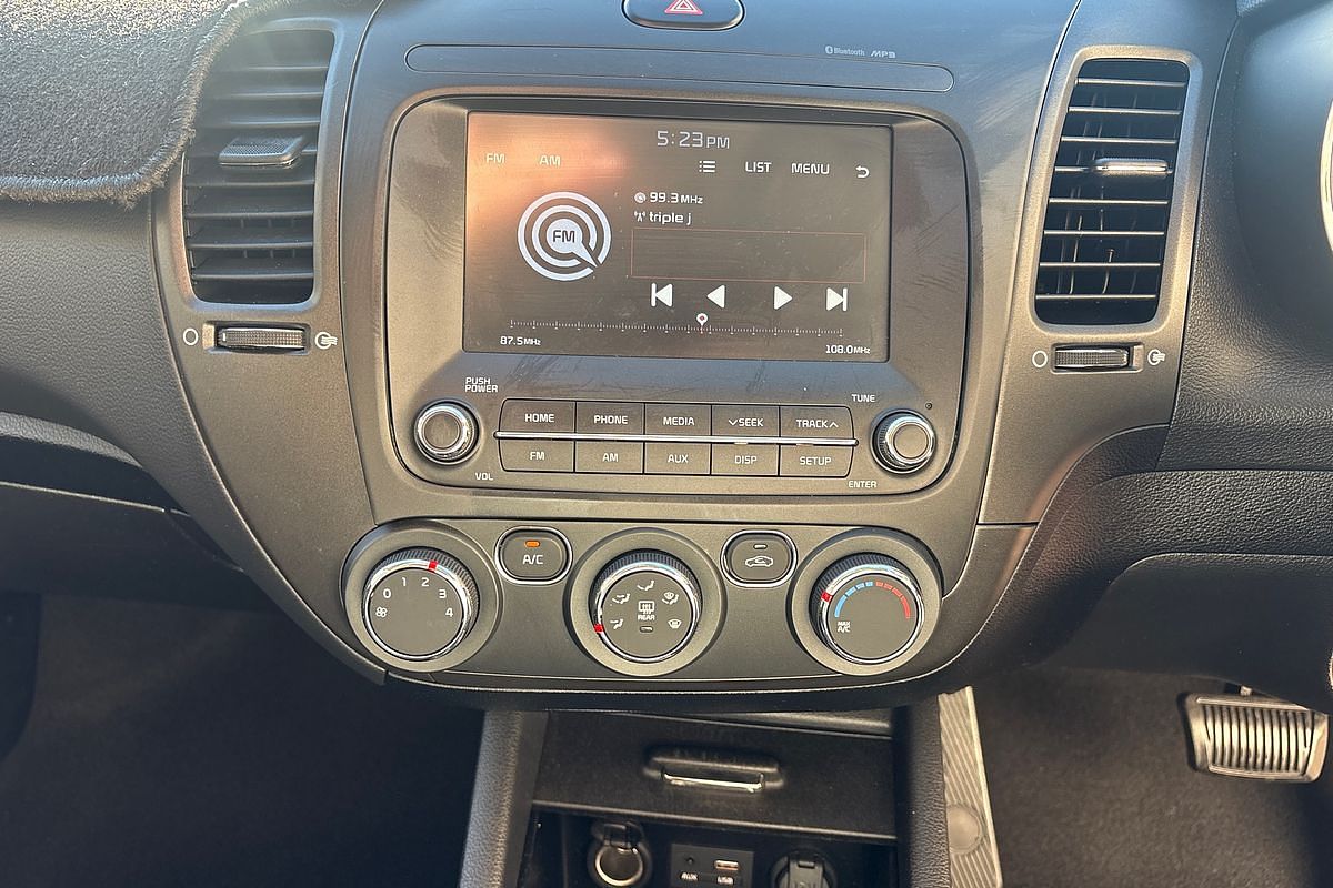 2017 Kia Cerato S YD