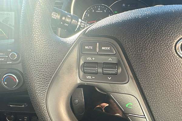 2017 Kia Cerato S YD