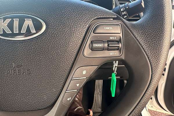 2017 Kia Cerato S YD