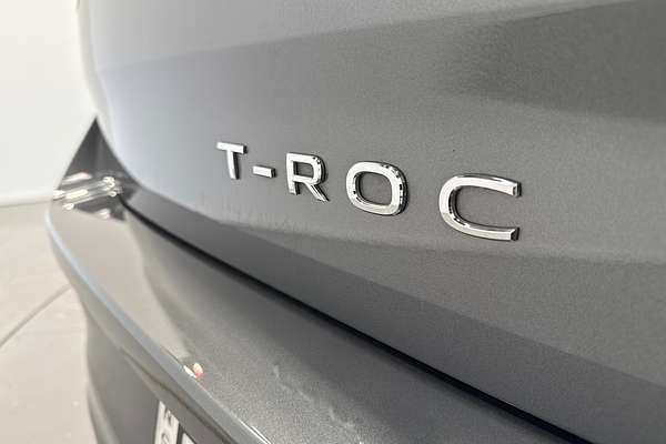 2024 Volkswagen T-Roc 140TSI R-Line D11