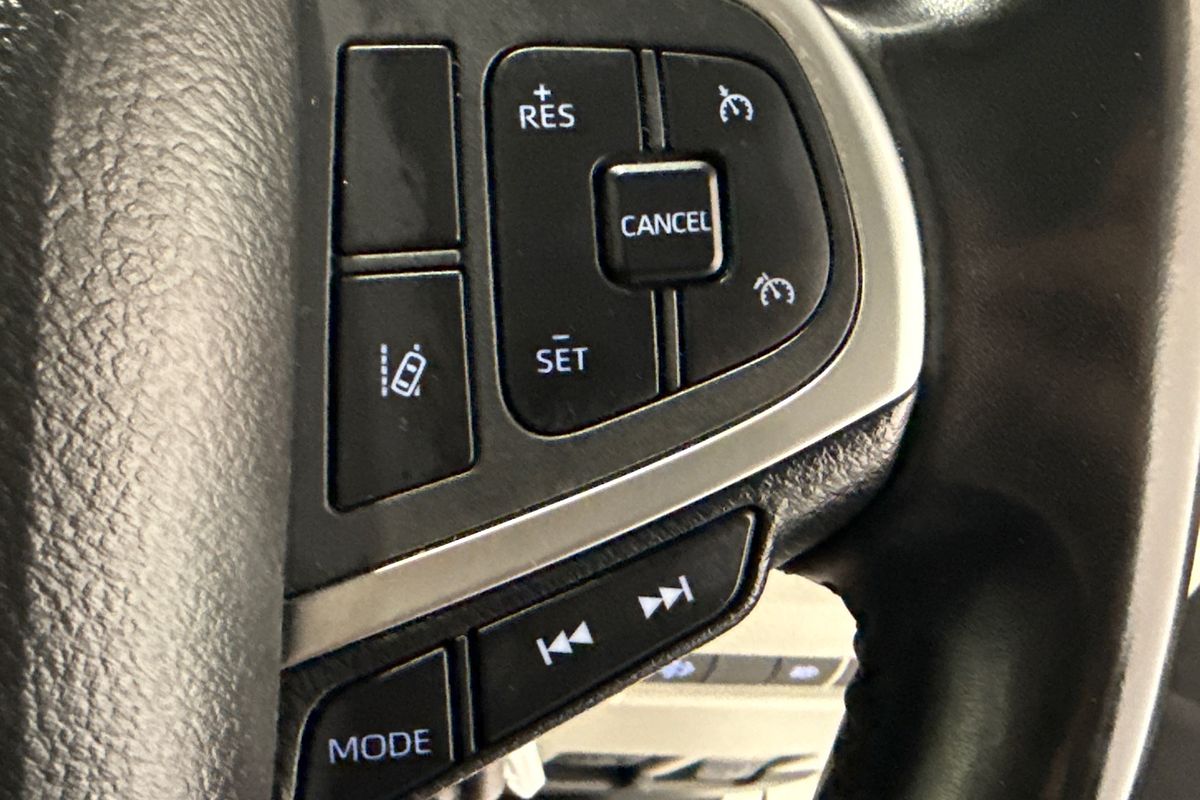 2024 Toyota Hiace GDH300R LWB