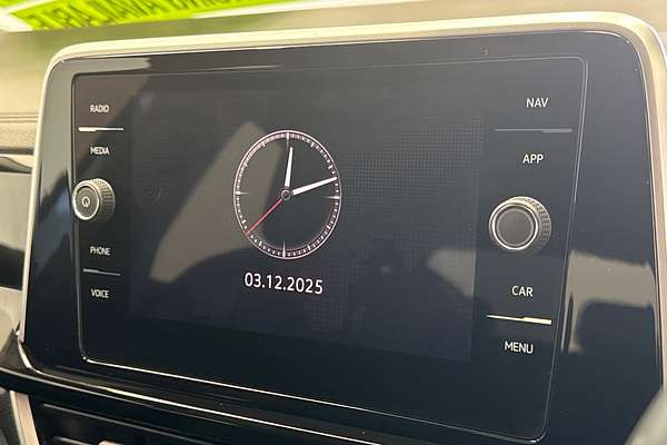 2024 Volkswagen T-Roc 140TSI R-Line D11