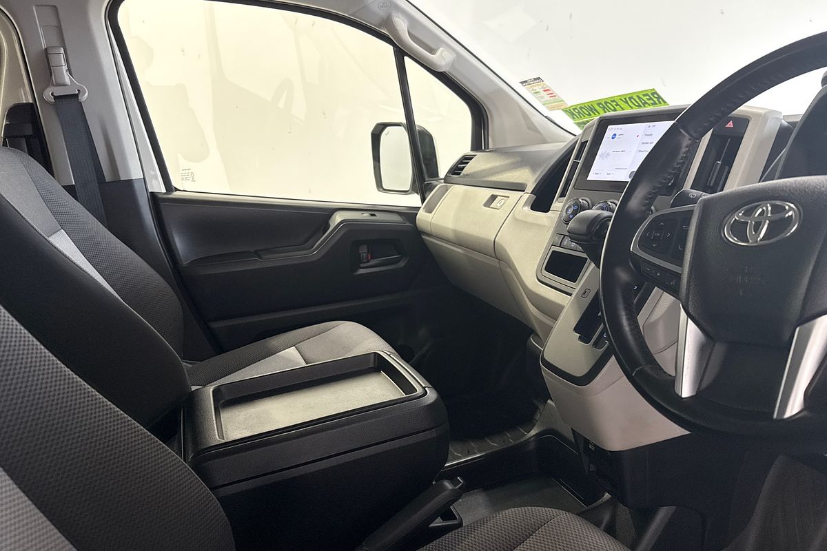 2024 Toyota Hiace GDH300R LWB