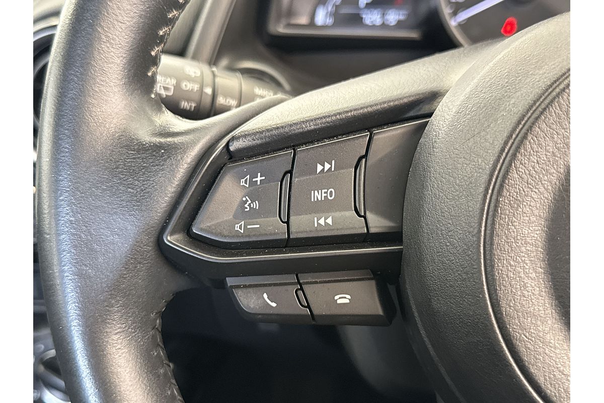 2017 Mazda 2 Maxx DJ Series