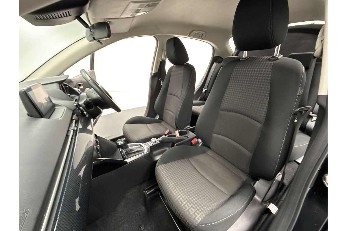 2017 Mazda 2 Maxx DJ Series