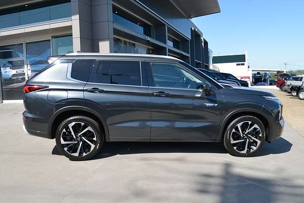 2024 Mitsubishi Outlander PHEV Exceed ZM