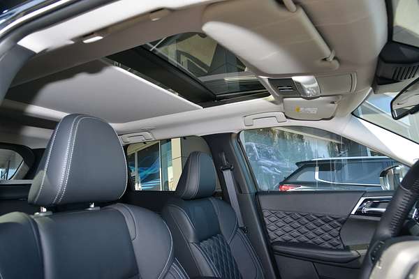 2024 Mitsubishi Outlander PHEV Exceed ZM