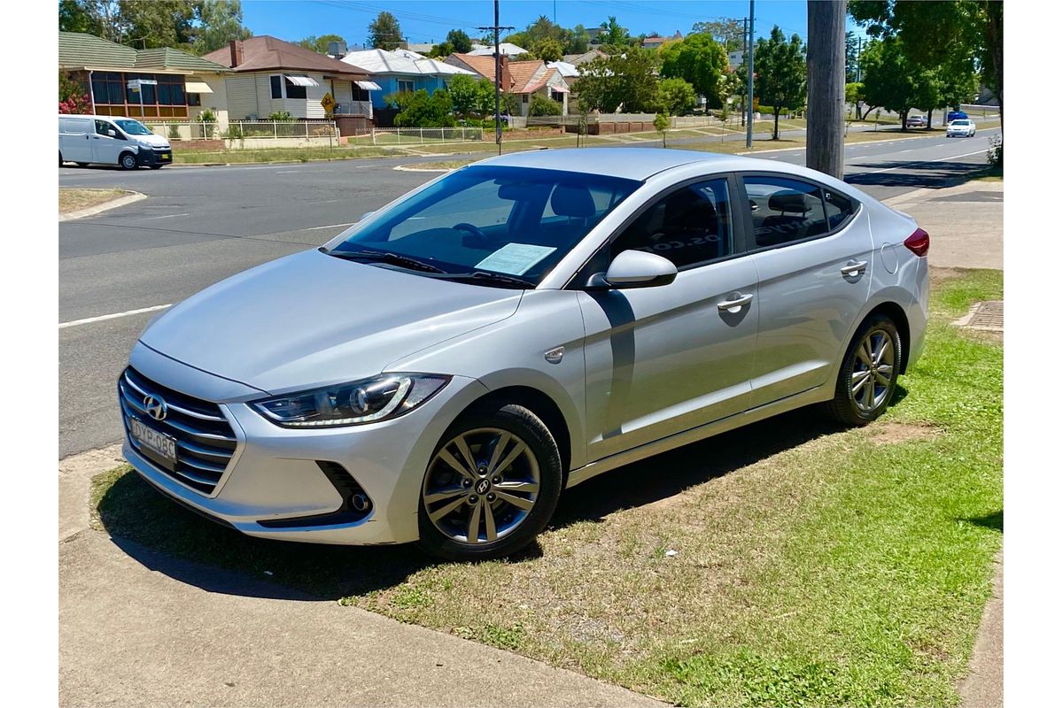 2017 Hyundai Elantra Active AD