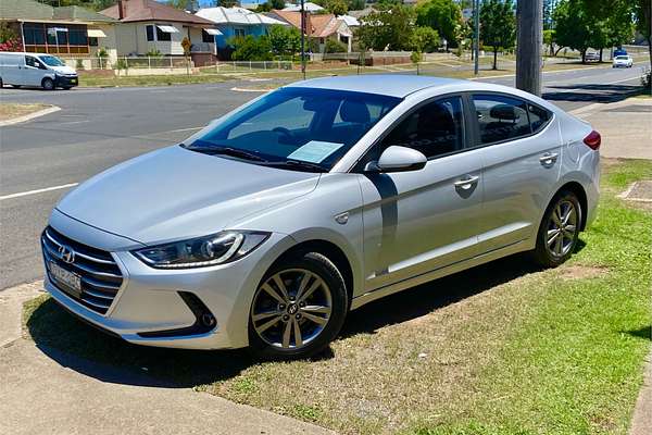 2017 Hyundai Elantra Active AD