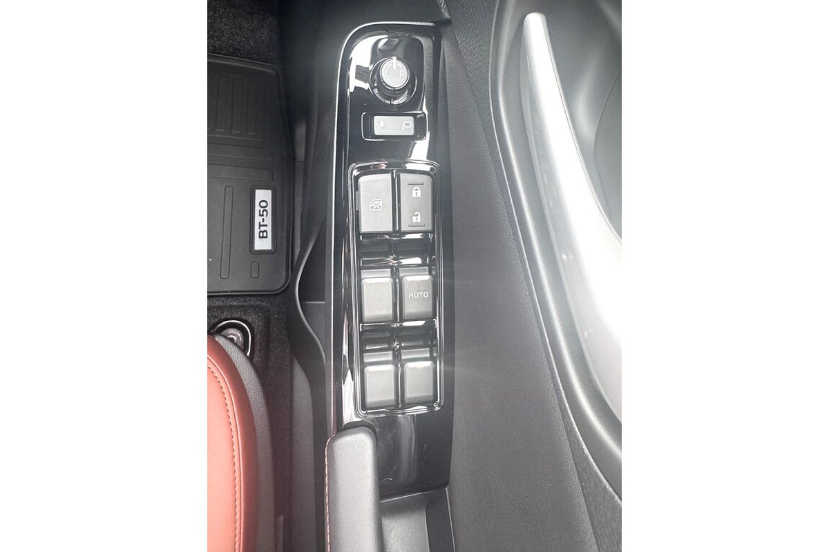 2025 Mazda BT-50 SP TF 4X4