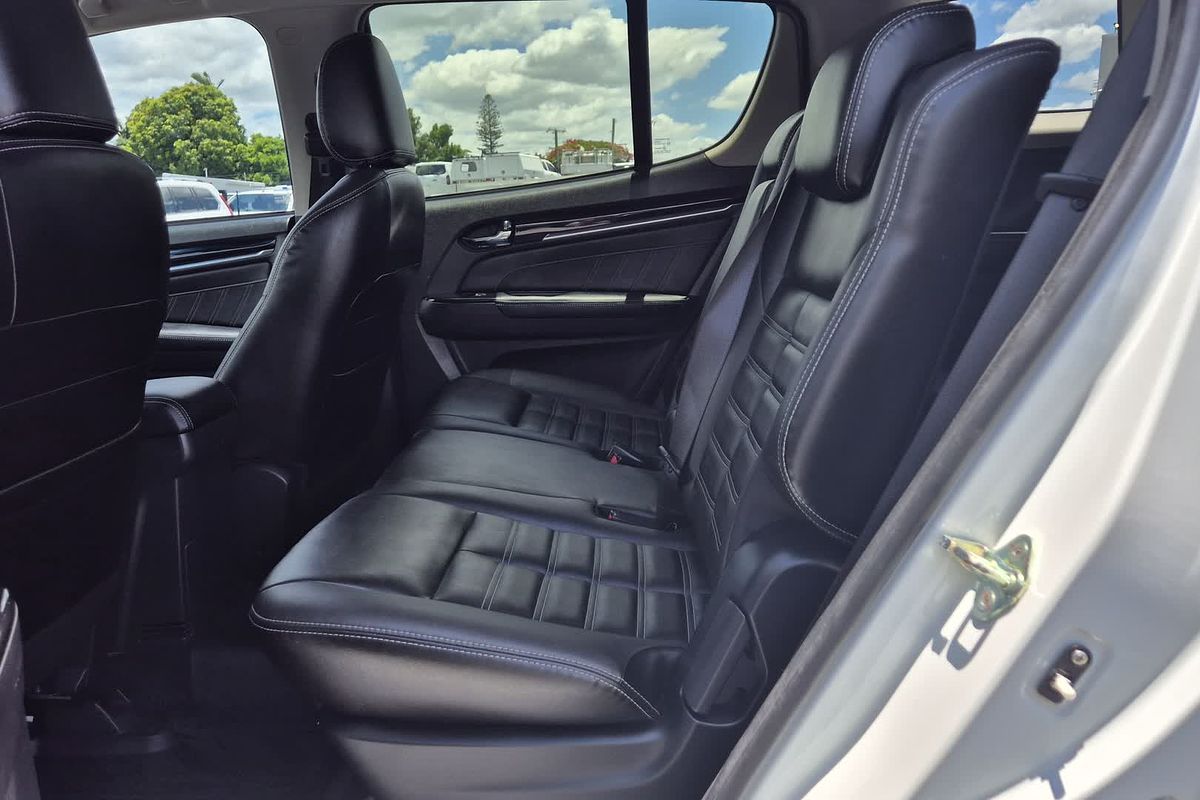 2021 Isuzu MU-X LS-T (4x2) UC MY19