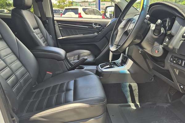 2021 Isuzu MU-X LS-T (4x2) UC MY19