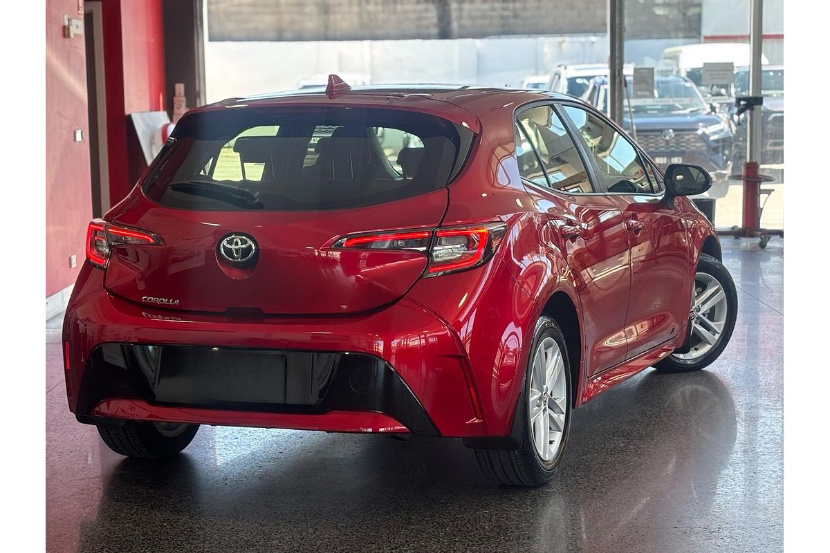 2021 Toyota Corolla Ascent Sport MZEA12R