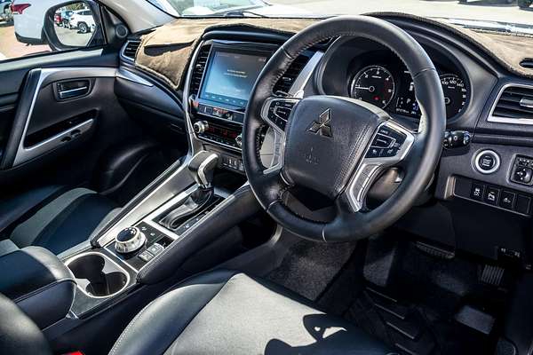 2022 Mitsubishi Pajero Sport GLS QF