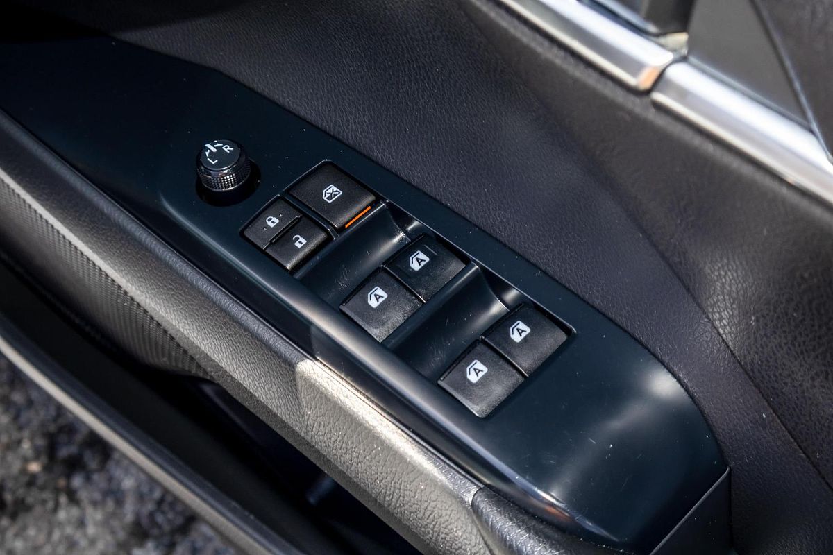 2019 Toyota Camry Ascent ASV70R