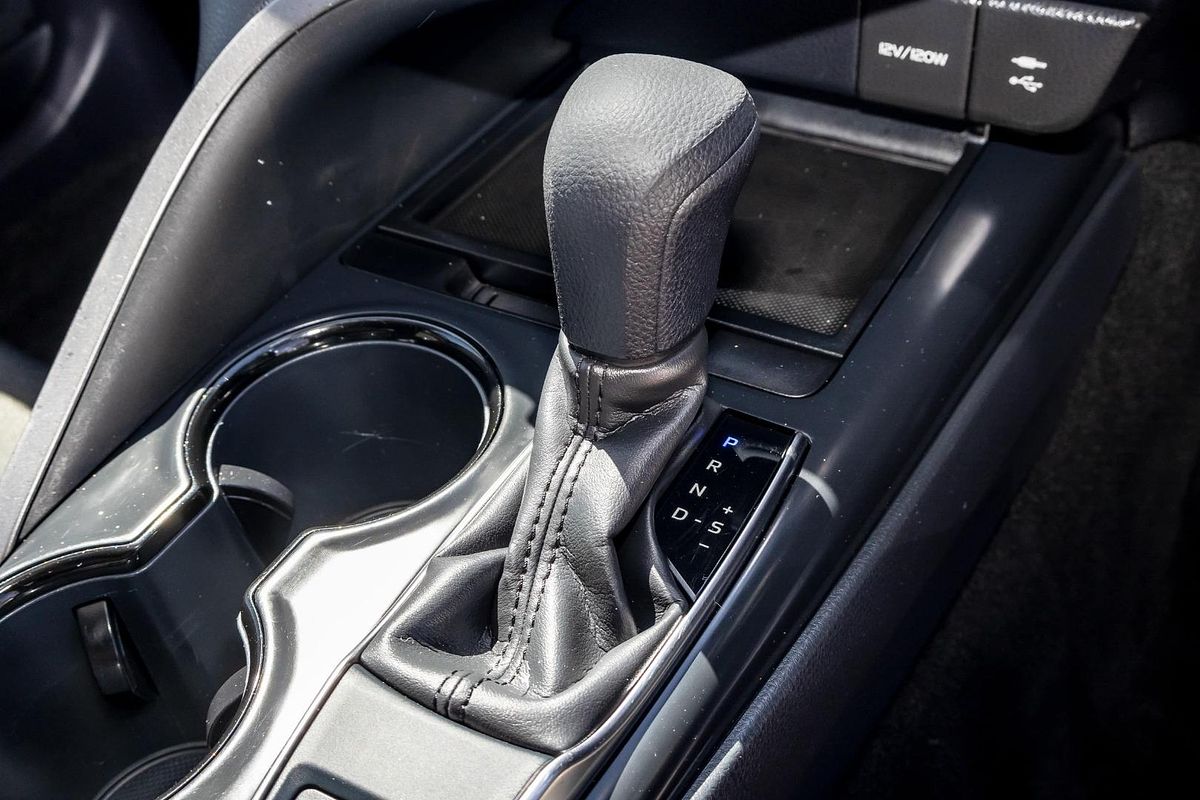 2019 Toyota Camry Ascent ASV70R