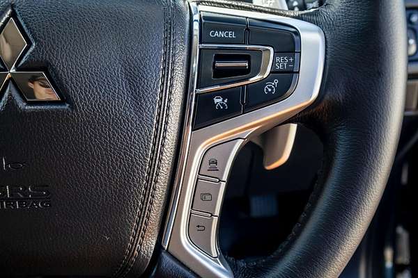 2022 Mitsubishi Pajero Sport GLS QF