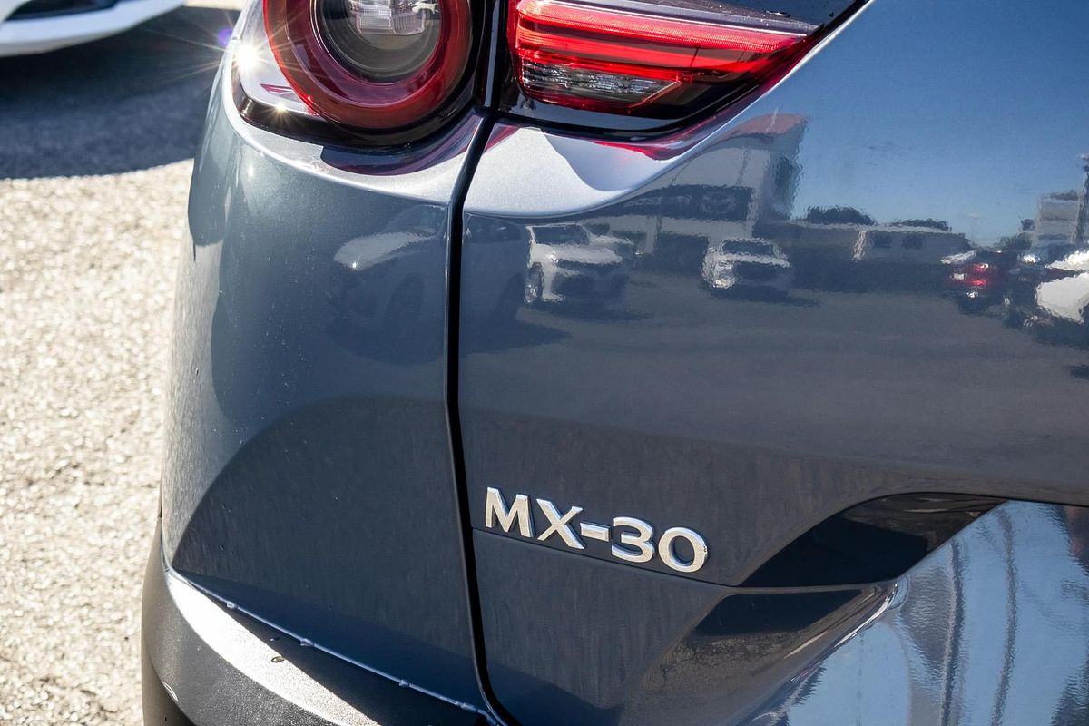 2022 Mazda MX-30 G20e Touring DR Series