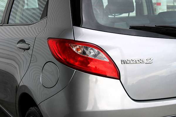 2013 Mazda 2 Neo DE Series 2