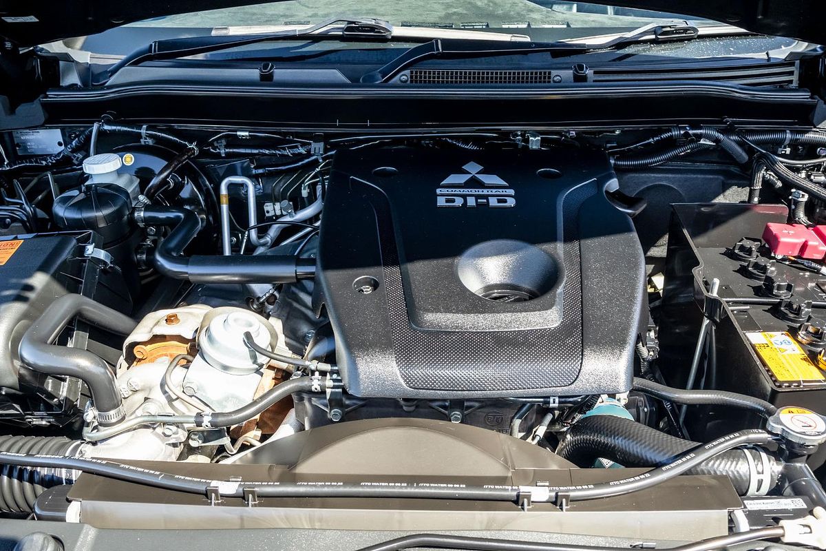 2022 Mitsubishi Pajero Sport GLS QF