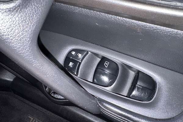 2014 Nissan X-TRAIL ST-L T32