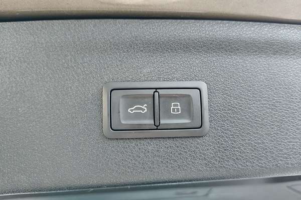 2016 Audi Q3 TFSI Sport 8U