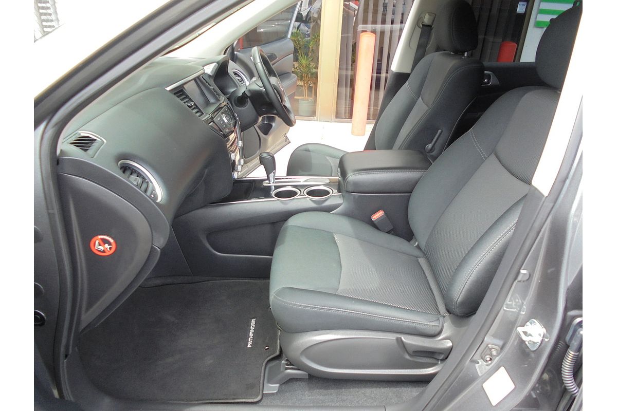 2019 Nissan Pathfinder ST R52 Series III