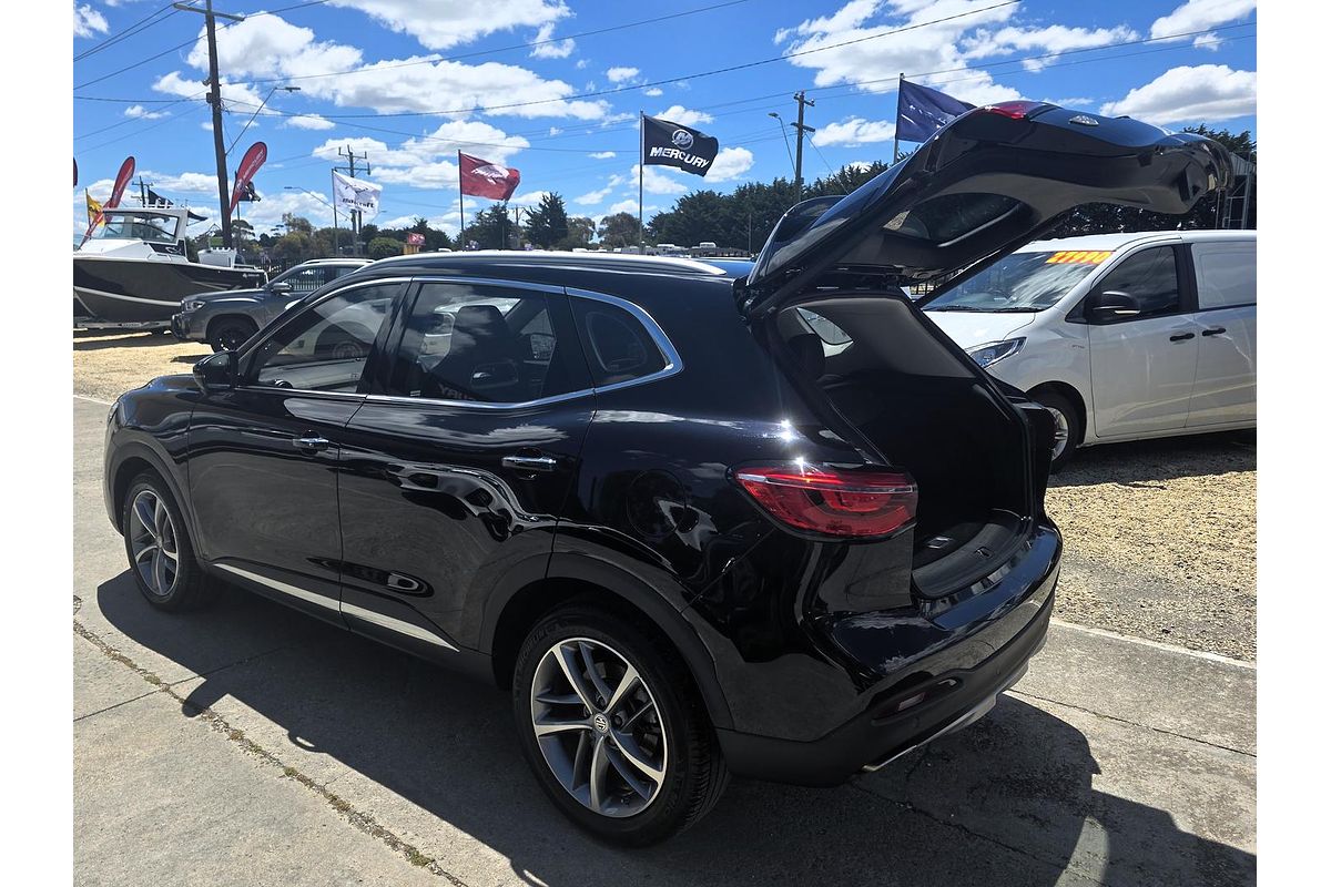 2022 MG HS Essence X SAS23