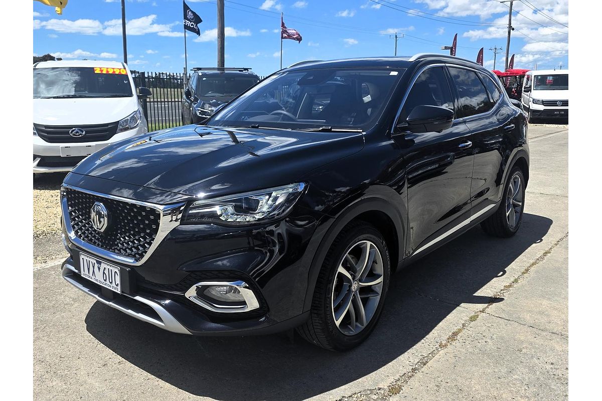 2022 MG HS Essence X SAS23