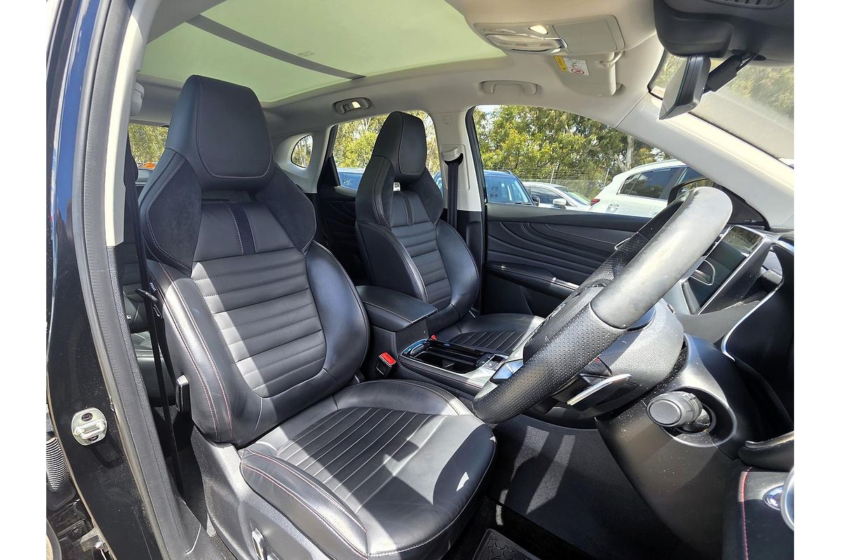 2022 MG HS Essence X SAS23