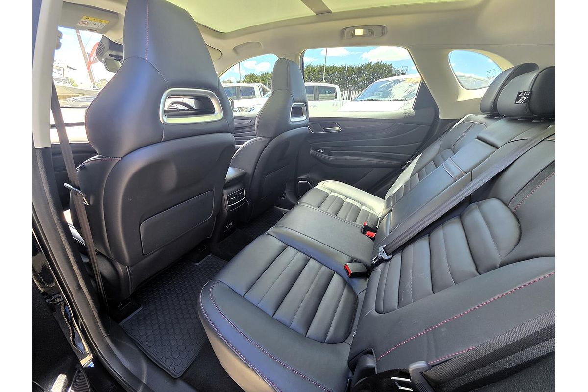 2022 MG HS Essence X SAS23