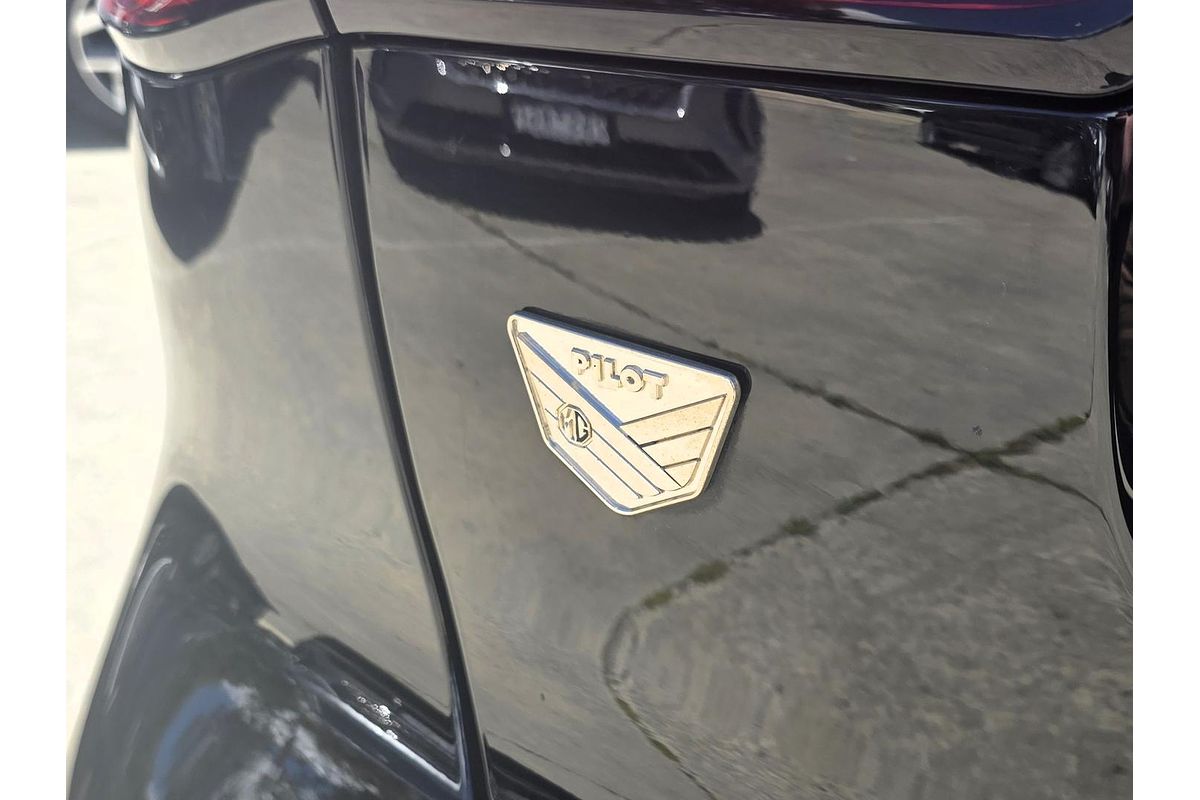 2022 MG HS Essence X SAS23