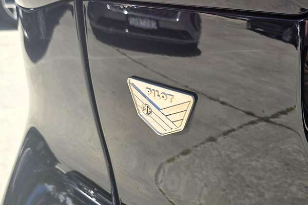 2022 MG HS Essence X SAS23