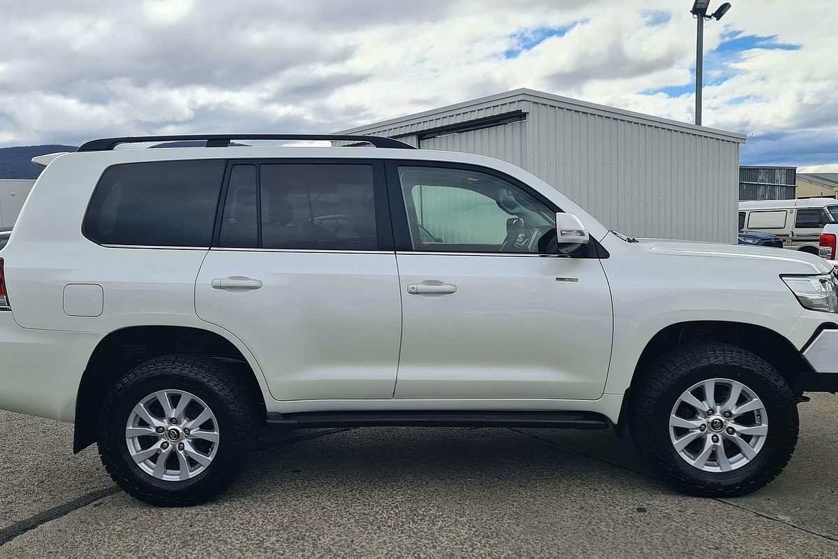 2017 Toyota Landcruiser VX VDJ200R