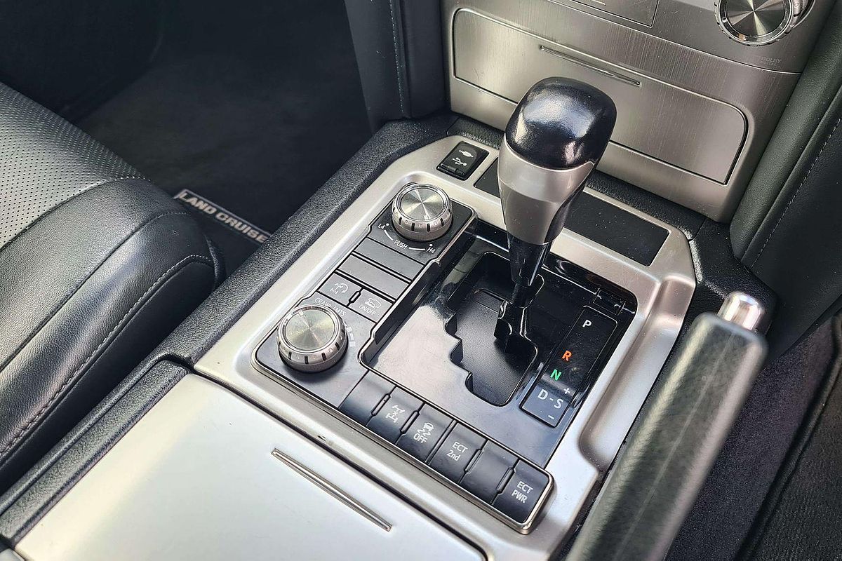 2017 Toyota Landcruiser VX VDJ200R