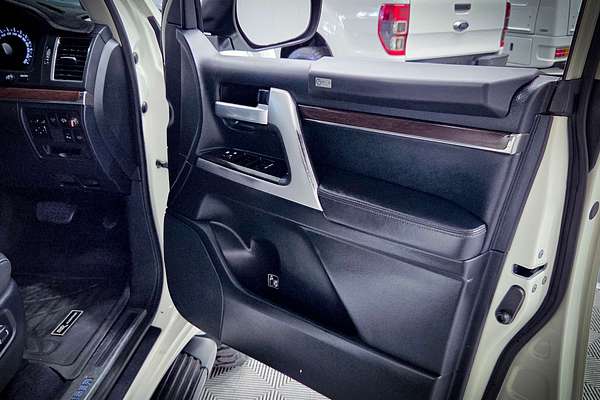 2017 Toyota Landcruiser VX VDJ200R