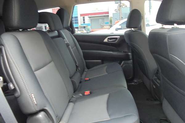 2019 Nissan Pathfinder ST R52 Series III