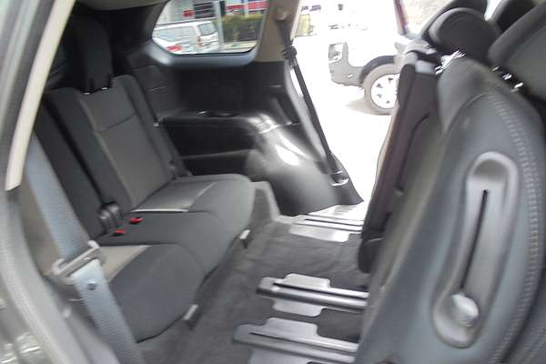 2019 Nissan Pathfinder ST R52 Series III