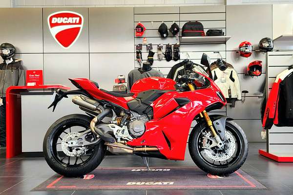 2025 Ducati PANIGALE V2S