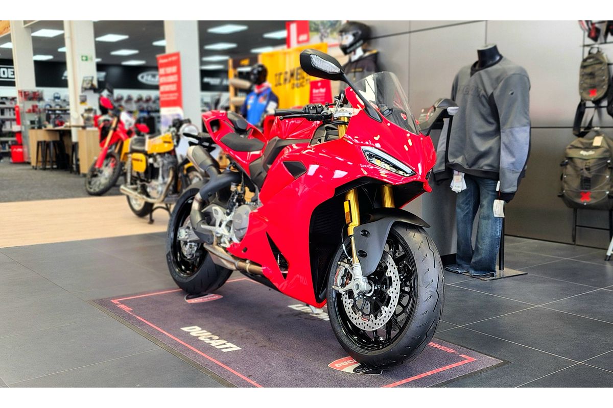 2025 Ducati PANIGALE V2S