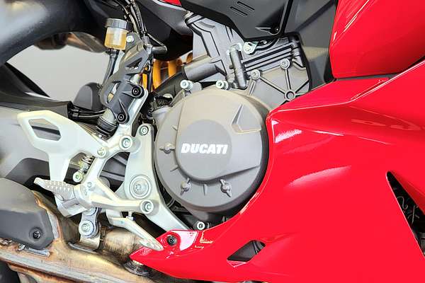 2025 Ducati PANIGALE V2S