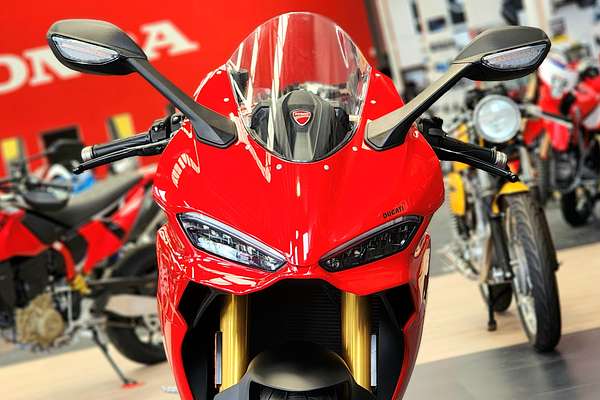 2025 Ducati PANIGALE V2S