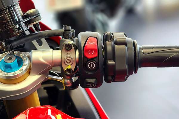 2025 Ducati PANIGALE V2S