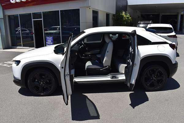 2021 Mazda MX-30 G20e Touring DR Series