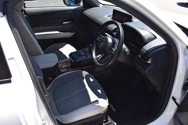 2021 Mazda MX-30 G20e Touring DR Series